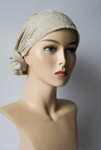 Chusta Basic Long piaskowy z białym haftem